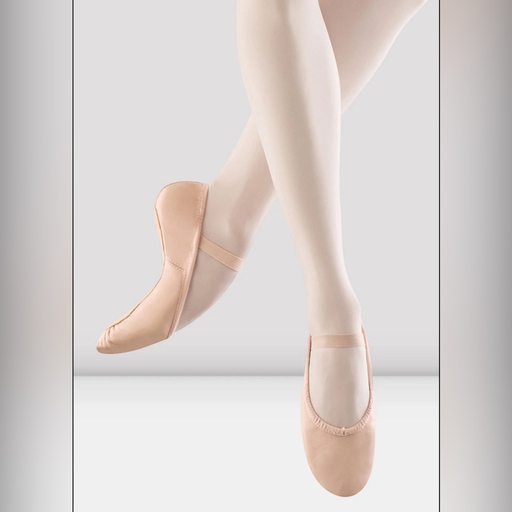 Bloch Dansoft full sole ballet shoes Pink 11C 🩰